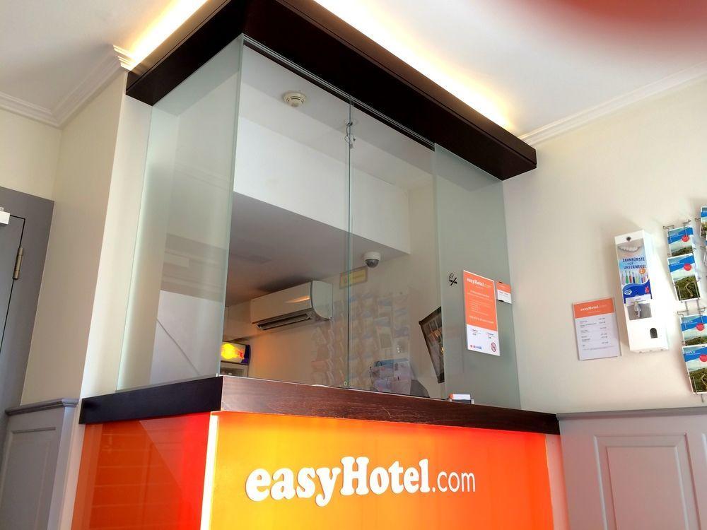 Easyhotel Zurich City Centre エクステリア 写真