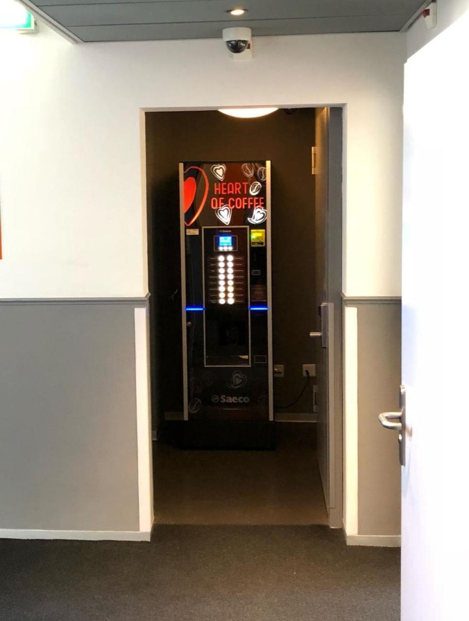 Easyhotel Zurich City Centre エクステリア 写真